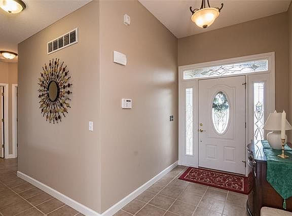 5th image of 132 Savannah Ct