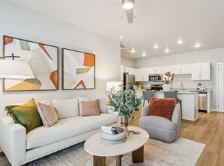 4664 Arden Ln #211, Deforest, WI 53532