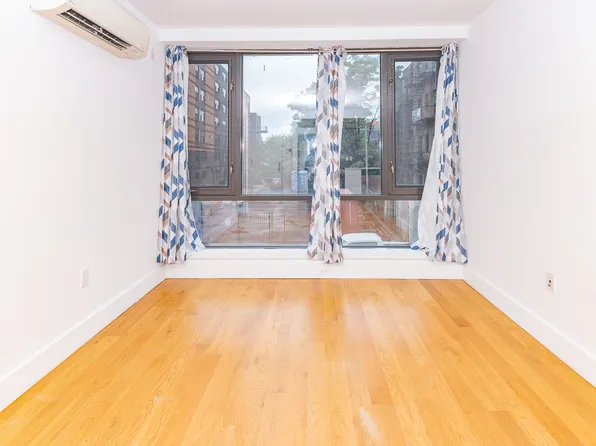 1006 Bushwick Avenue image 9 of 10