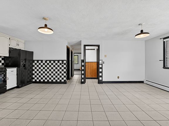 4th image of 54 Flint St #2