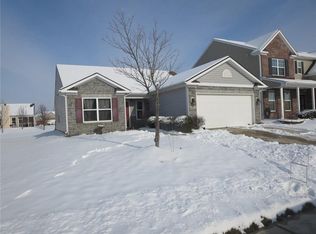 3379 Roundlake Ln, Whitestown, IN 46075