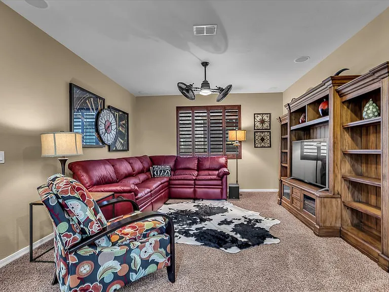 3355 E Indigo St — Photo 15