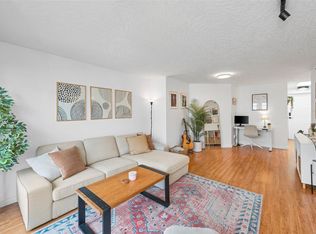 520 Dunedin St #409, Victoria, BC V8T2L6
