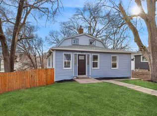 902 Hackley Ave, Des Moines, IA 50315