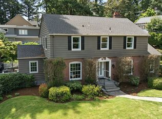 5707 SW Menefee Dr, Portland, OR 97239