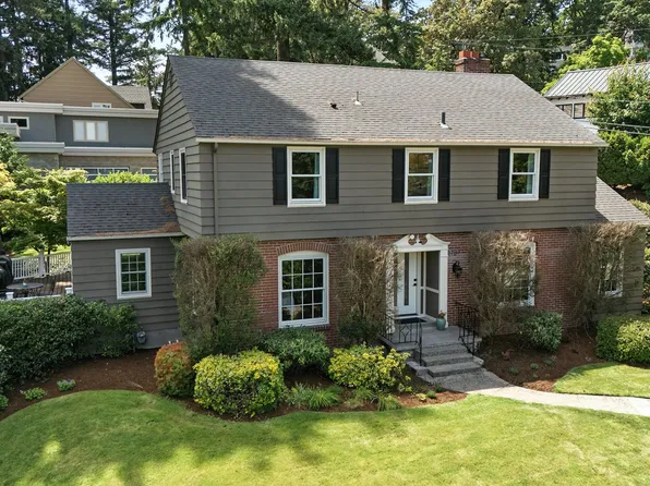 5707 SW Menefee Dr, Portland, OR 97239