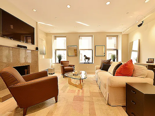 Sold by Cooper & Cooper Real Estate | media 15