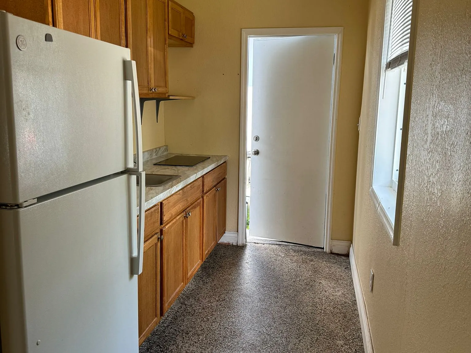 Opa Locka | Studios & 1 Bedroom | 1301 Sharazad Blvd — Photo 3