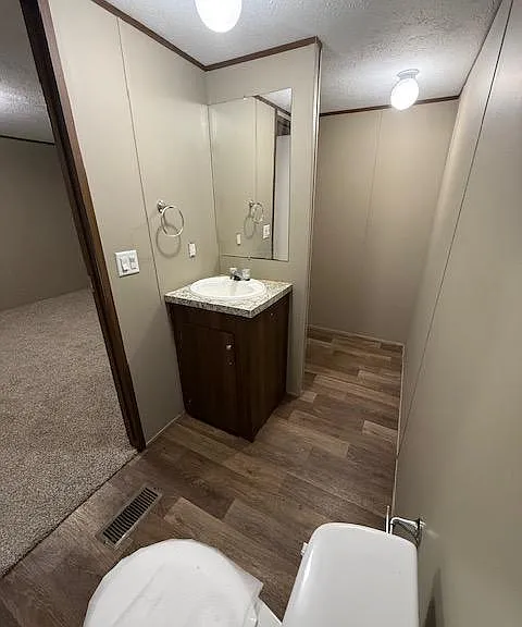611 W Matthews St #36 — Photo 20