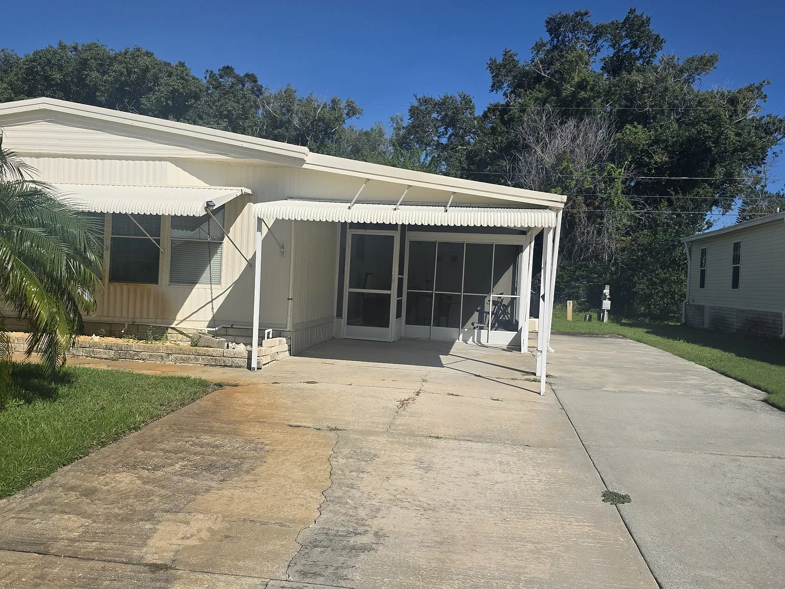 2 bed, 975 sqft, $1,500 — Photo 2