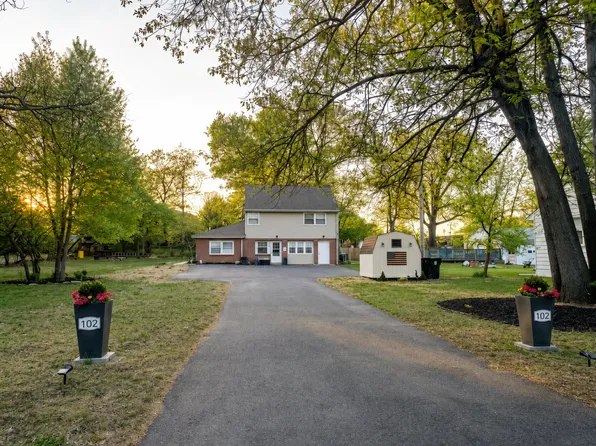 102 Spruce St #A, Riverside, NJ 08075