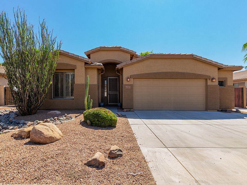 1st image of 2161 E Bellerive Pl