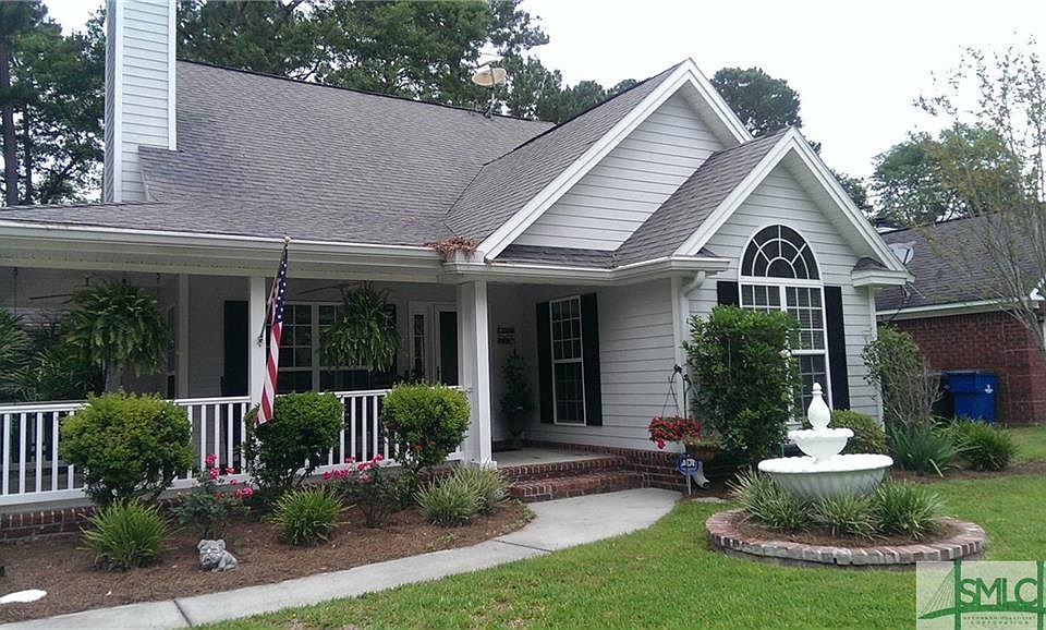 2nd image of 135 Egrets Way Ln