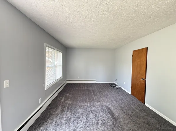 1245 Weber Dr #2, Lansing, MI 48912