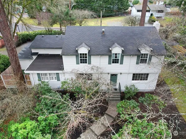 1 Thornewood Ln SW, Lakewood, WA 98498