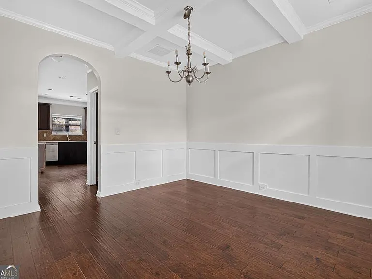2210 Apple Orchard Way — Photo 6