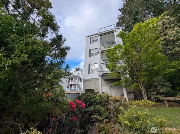 3990 129th Place SE #C106, Bellevue, WA 98006