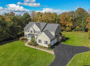 1 Brookhaven Ln, East Greenbush, NY 12061