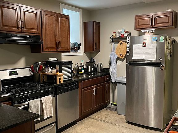 4th image of 2534 W Augusta Blvd APT 1G