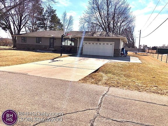 2nd image of 4259 Spur Ln