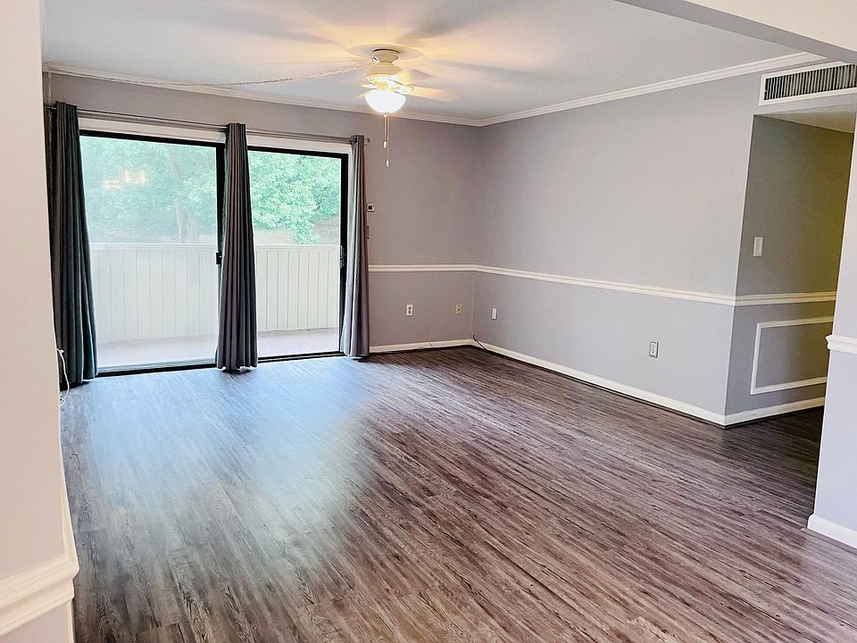 1st image of 5260 Crossbow Cir APT 15D
