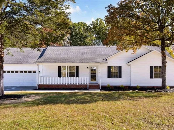 4470 Jerry St, Trinity, NC 27370