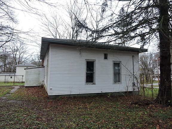 5th image of 819 Grindle Dr SE