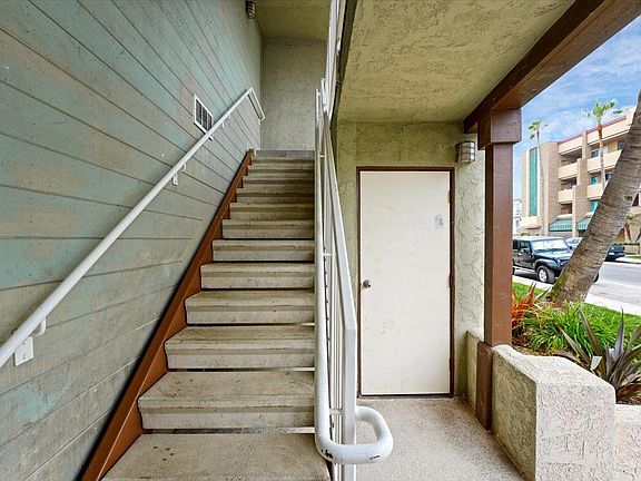 4th image of 1365 Seacoast Dr