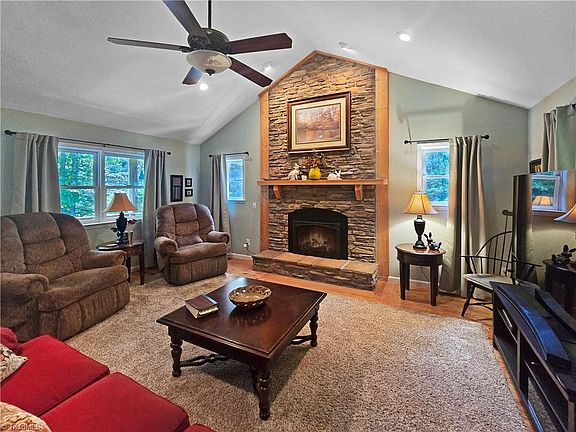 2nd image of 13641 Traphill Rd