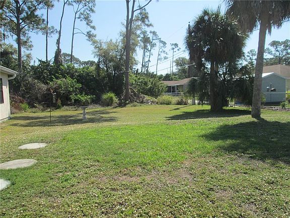 2nd image of 18197 Lake Worth Blvd