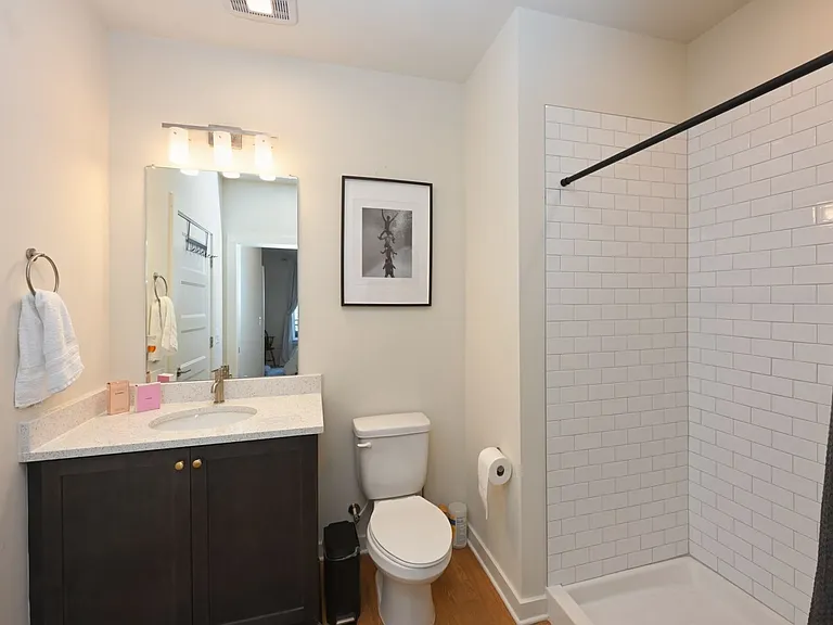 2900 Edwin Way #202 — Photo 33