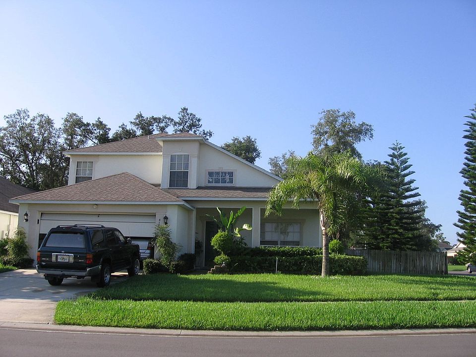 front/corner view
