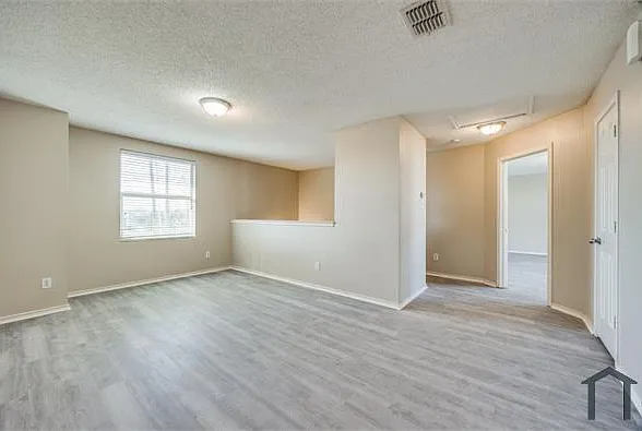 1525 Jasper Dr — Photo 8