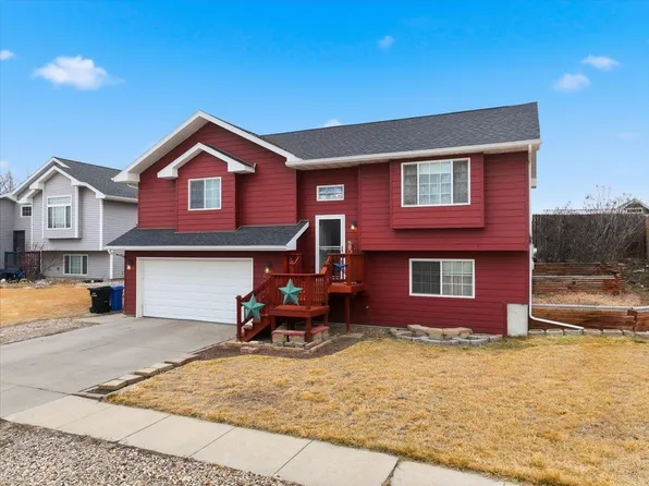 4625 Three Rivers Dr, Rapid City, SD 57701