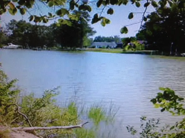 26 Safe Harbor Lndg, Hague, VA 22469
