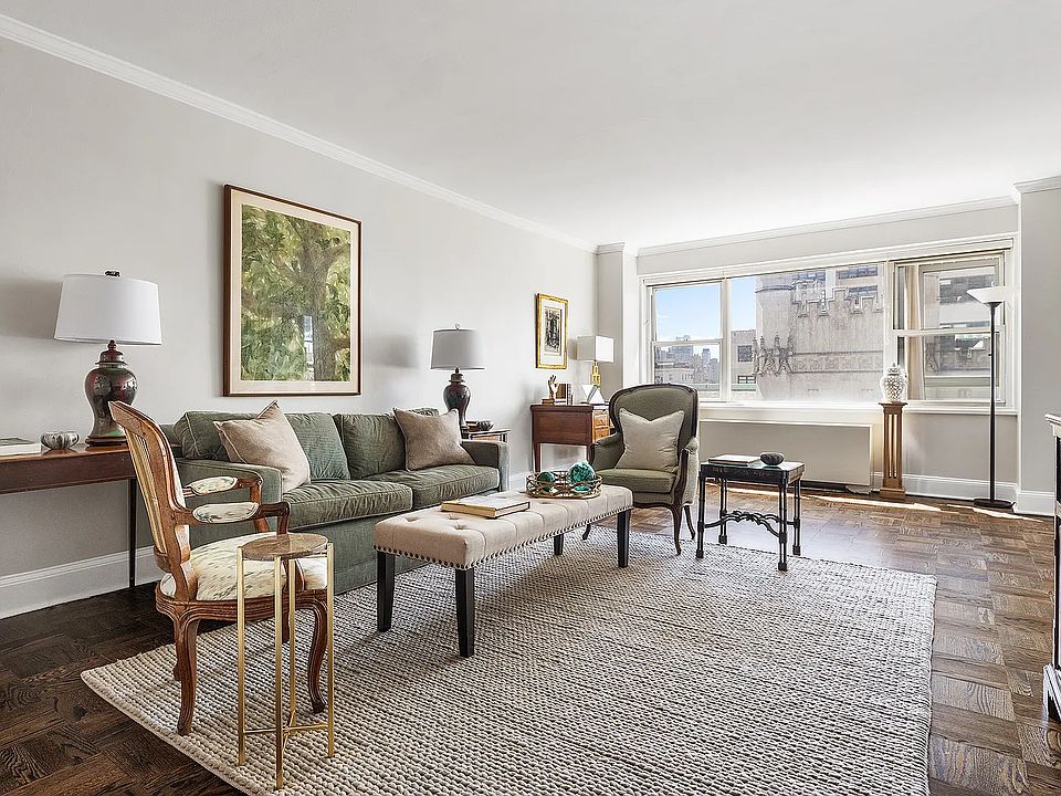 1st image of 150 E 69th St APT 14D