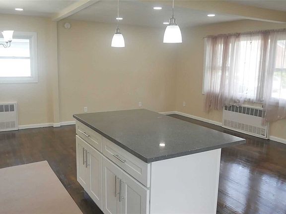2nd image of 91 Harriman Ave