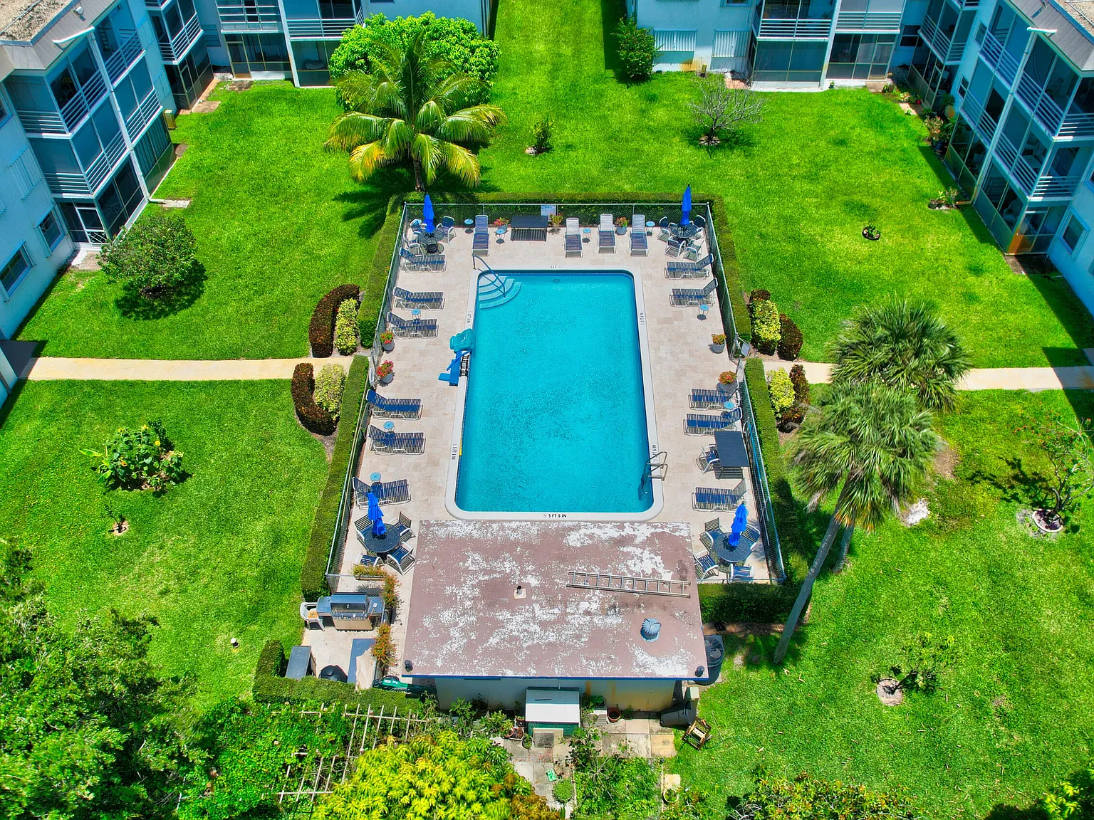 1 bed, 1.5 bath, 850 sqft, $1,600 — Photo 3