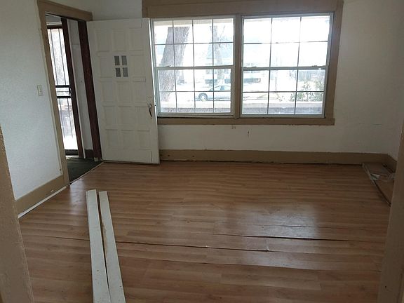 4th image of 2728 S Liddesdale St