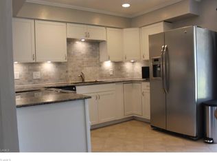 680 Palm View Dr, Naples, FL 34110