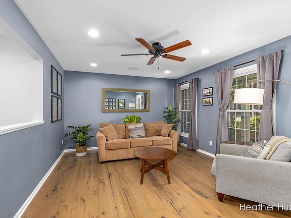4th image of 2474 San Marie Dr SE