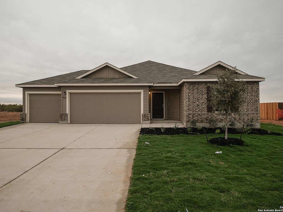 1st image of 9322 Bronze Canyon