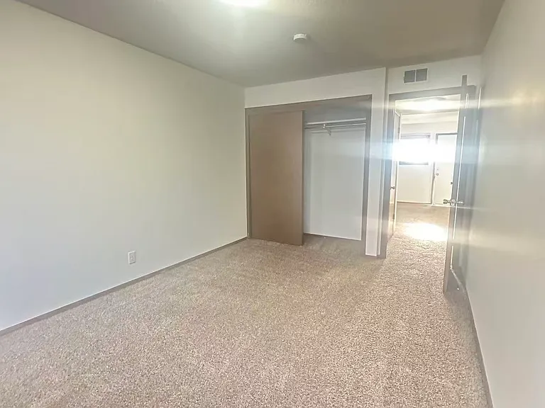 875 N 25th St #883 — Photo 6