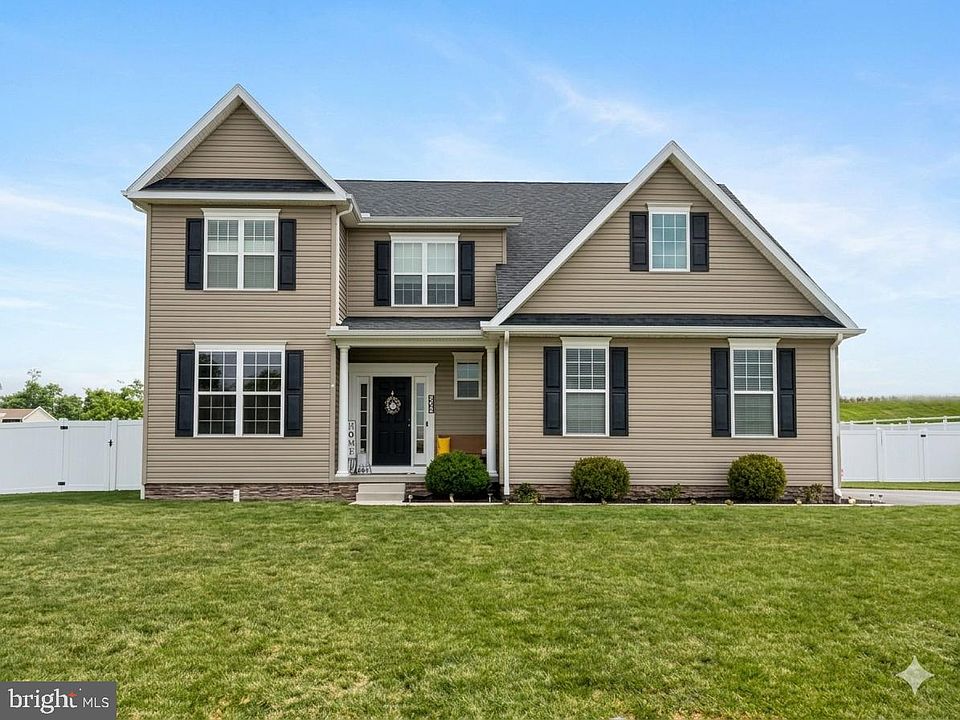 1st image of 925 Ripple Dr