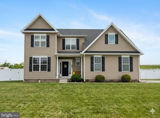 925 Ripple Dr, Hanover, PA 17331