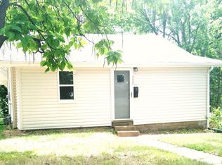 900 Ohlman Ave, Saint Louis, MO 63122
