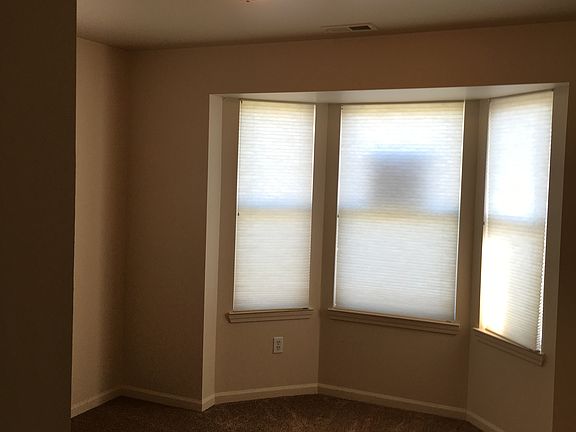 5th image of 44437 Sunnyside Dr