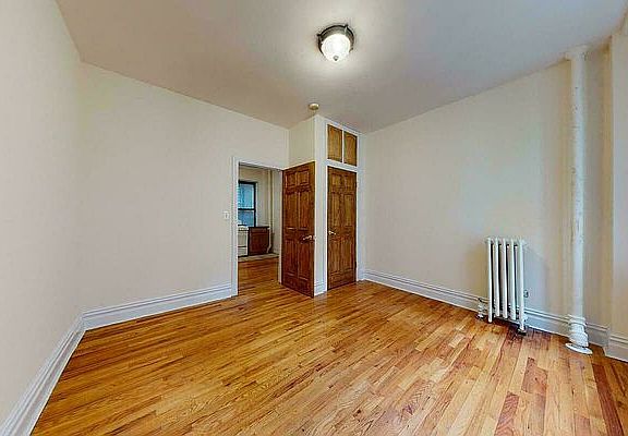 5th image of 324 W 84th St APT 14