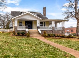 303 Cunningham St, Maryville, TN 37803