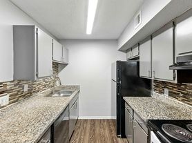 Ashford Costa Esmeralda